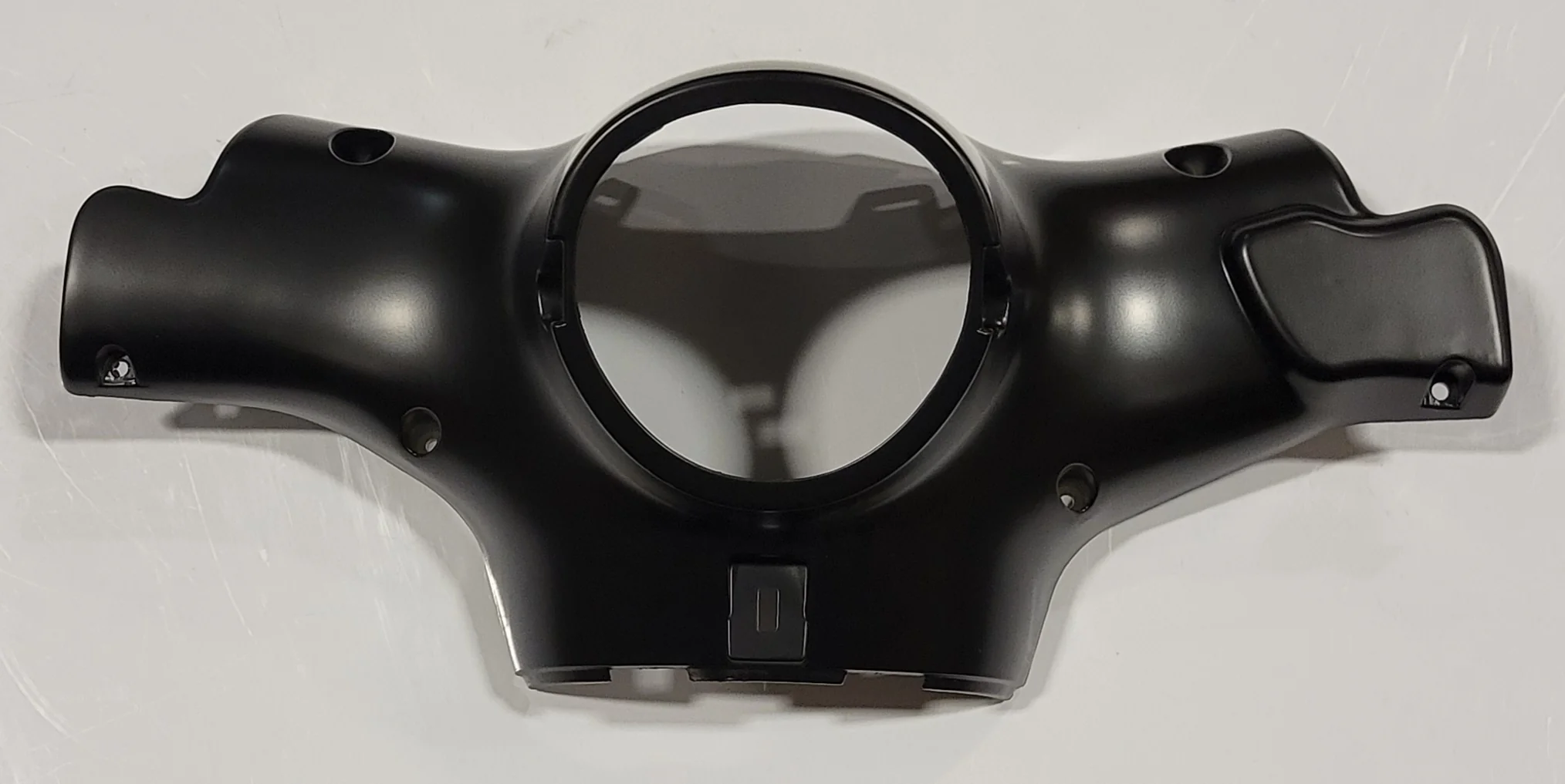 Italia MK Black Controller Crust - PBC856XL